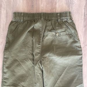 Barely worn size 5 T osh Kosh army green joggers.